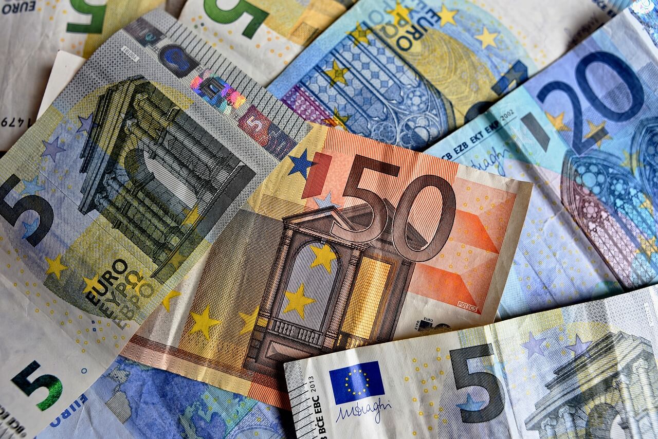 Новые правила перевозки наличных денег в Европу